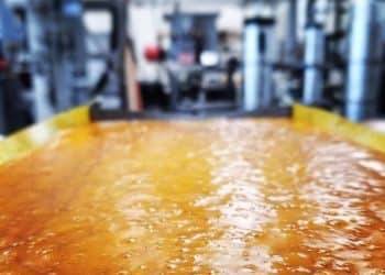 How to Fractionate Cannabis Using Carbon Dioxide Extraction