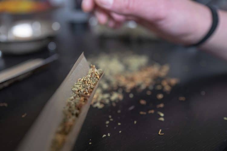 The History of Rolling Papers